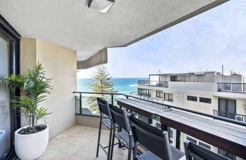 Coolum Beach Apartment | By The Beach - Clubb Coolum Beachside Resort