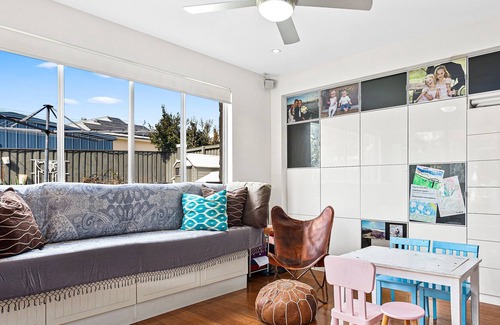 Thirroul House | By the Beach Holiday Home @ Thirroul