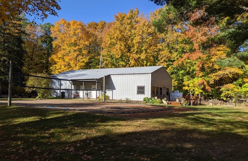 Phelps Apartment | BYOTent Glamping Campsite #9, Premium Amenities Included!