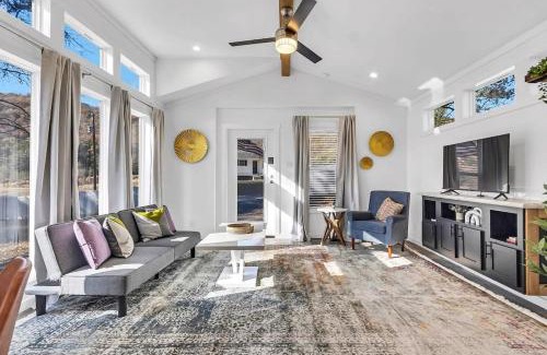 Owens Cross Roads House | Byrd 2 Green Mountain Getaway