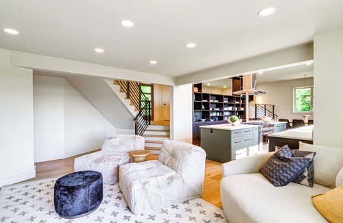 Allons House | Byrdstown Home on 65 Acres w/Pool, Trail to Lake!