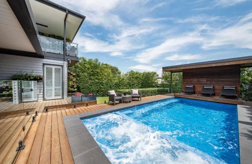 Mount Martha House | Byron by the Beach - Luxury Heated Pool and Views