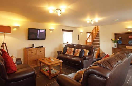 Garn Fadryn House | Bythynnod Lleuddad Cottages