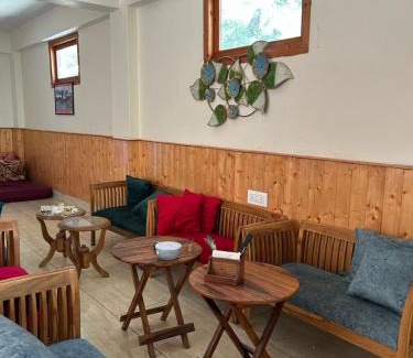Mohal House | Byway, Kasol