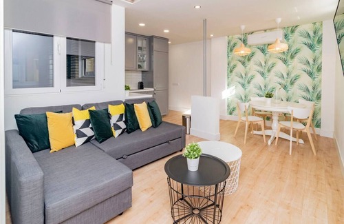 Palacio Apartment | Céntrico Piso en Palacio Real y Madrid Río