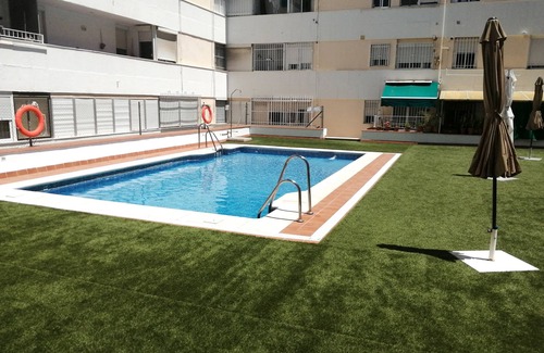 Triana Apartment | Céntrico y Acogedor, Triana, Lovely Flat + Picina, Pool