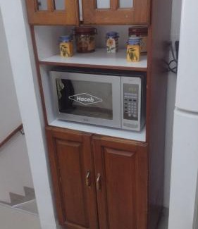 La America House | Cómoda y Amplia Casa, Ideal Para Grupos, Muy Cerca Del Estadio, Barrio La América