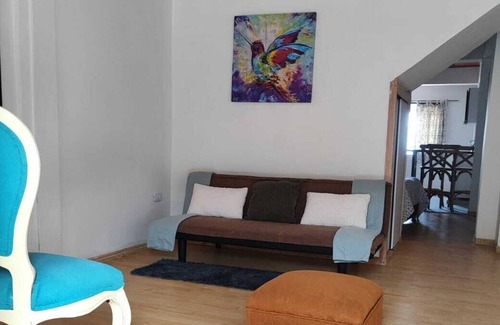 La Estrella Apartment | Cómodo Estudio el la vía a termales, a 20 minutos de las aguas cálidas .