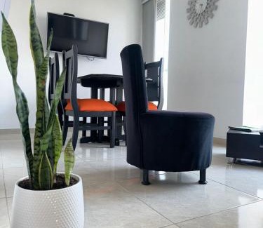 Pereira Apartment | Cómodo y Completo Apartamento, Excelente Ubicación, Cerca Expofuturo, Estadio, Ukumari - Incluye Parqueadero - Pereira