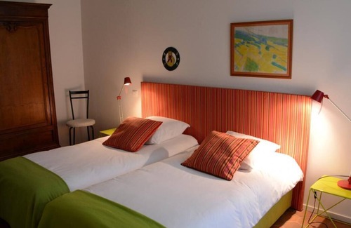 Laives House | Côté Cour - Laives - Gîte