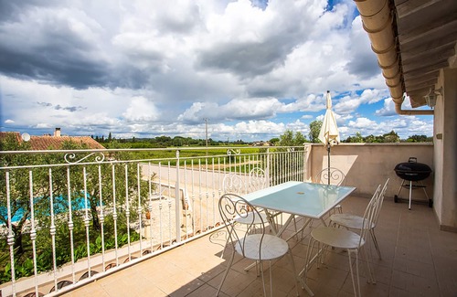 Beaucaire Apartment | Côté Oliviers 6P - Appt avec piscine partagée