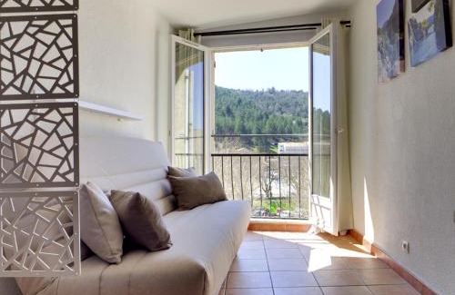 Riez Apartment | Côté Place