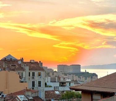 Saint-Victor Apartment | Côté Vieux Port - 105m2 - Port & Sea View