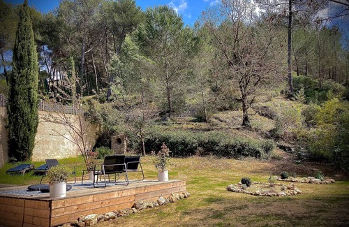 Simiane-Collongue House | Cœur de pin