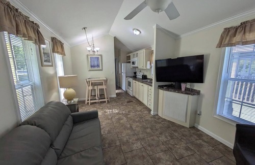 Sherrills Ford Cabin | C-7 Cozy cabin on Lake Norman