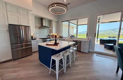Temelec House | C+C Meadows: Luxury 5-acre home featured on Emmy-winning “Staycation NorCal”