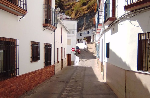 Setenil de las Bodegas House | C. R. Balcones de Setenil