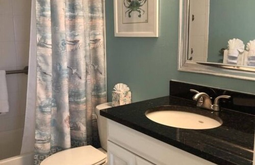Laurel Cottage | C08 COTTAGE w/queen bed