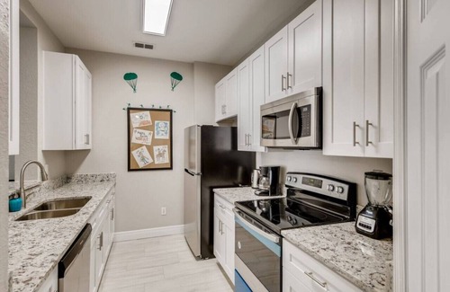 Crestwynd Bay Apartment | C2788-103/Windsor Hills Resort/3Bedrm Themed Condo