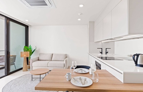 Pelican Key Apartment | C314 - Stunning 1 Bedroom Apartment