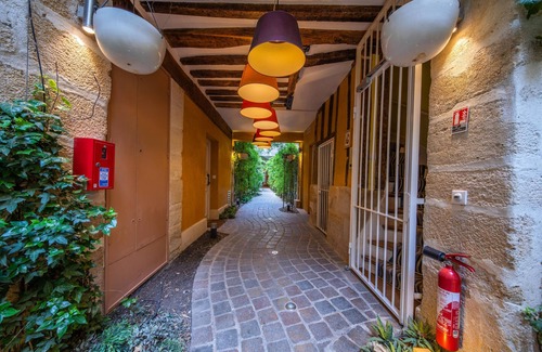 3rd Arrondissement Apartment | C3DD Strolling