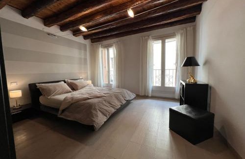 Bassano del Grappa Apartment | Ca' Del Vecio, in centro storico, Piazza Garibaldi