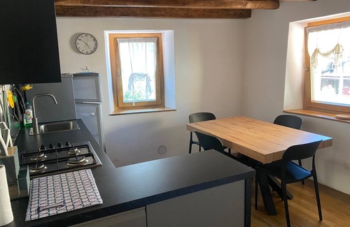 Scopello Apartment | Cá di Gin 2* floor apartament in the old town