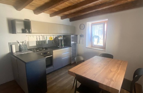 Scopello Apartment | Cá di Gin 2* floor apartament in the old town