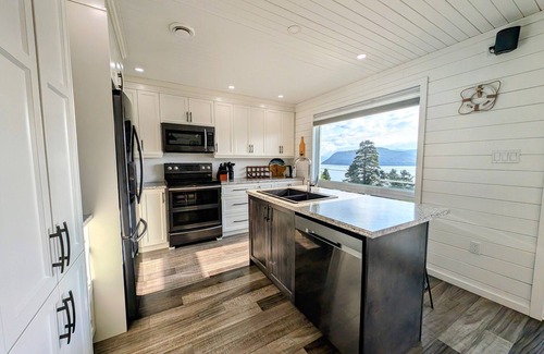 Glenburnie-Birchy Head-Shoal Brook House | Oceanview Retreat in Gros Morne National Park