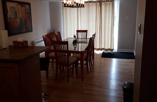 Tetreaultville Apartment | Large apartment in Montreal