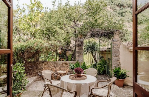 Deia House | Ca'n Nicolau - Lovely stone house with garden