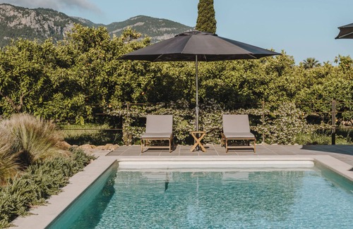Biniaraix House | Ca Na Nela, Soller. The house with the dancing garden.