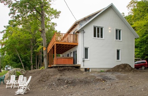 St-Francois-de-l'Ile-d'Orleans House | La Maison des Sous-bois