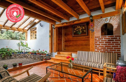 Zirahuen Cabin | Cabaña Colibrí surrounded in Nature w Lake View