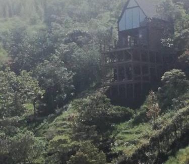 El Penol Ski Chalet | Cabaña con jacuzzi y acceso al embalse - Portum I