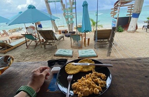 Bocachica Cabin | Cabaña de 2 Pisos Frente al Mar- Isla Barú