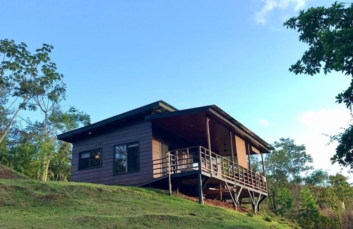 Carara Cabin | Cabaña de Montaña