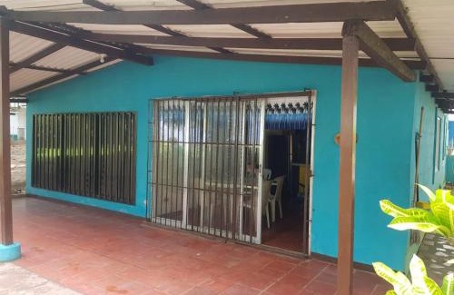 San Antero House | Cabaña en la playa Punta Bolivar