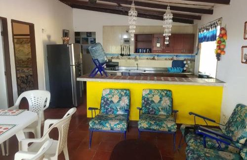 San Antero House | Cabaña en la playa Punta Bolivar