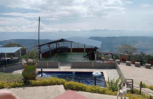 Guaduas Cabin | Cabaña Familiar en Guaduas