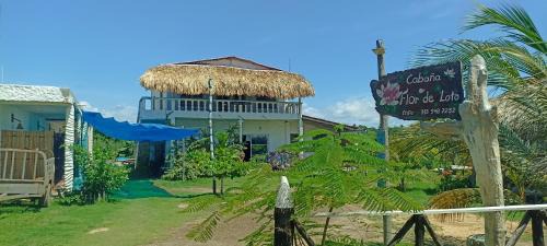San Bernardo del Viento House | Cabaña Flor de Loto