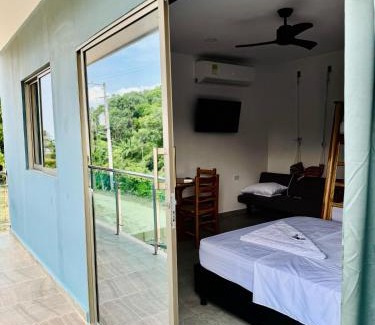 San Antero Cabin | Cabaña La Roca