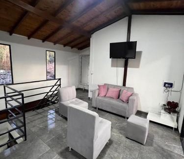 El Penol Ski Chalet | Cabaña Las Flores en Guatapé