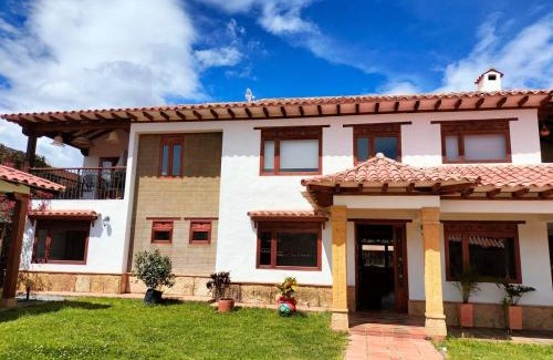 Villa de Leyva Apartment | Cabaña para grupos con Parrilla & Hamacas