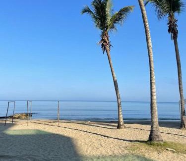 Covenas House | CABAÑA PLAYA MAR