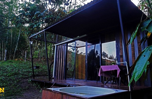 Guatape Cabin | Cabaña Selva Negra Con Jacuzzi