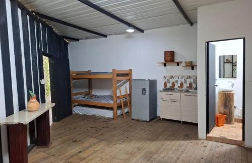 Barbosa Cabin | Cabaña sol wifi jacuzzi charcos parking