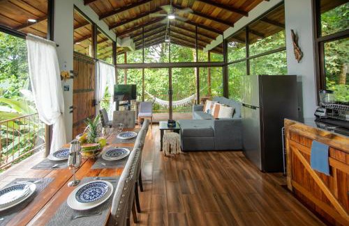 Penas Blancas House | Cabañas Caeli, La Fortuna Rainforest Glass Cabin with Suite