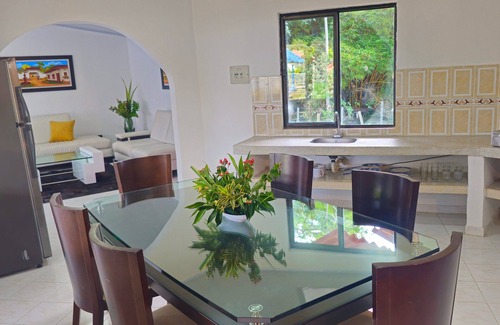 Cerritos Hotel | Cabañas Cafeteras Cerritos