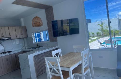 Gigante House | Cabañas Compostela Gigante